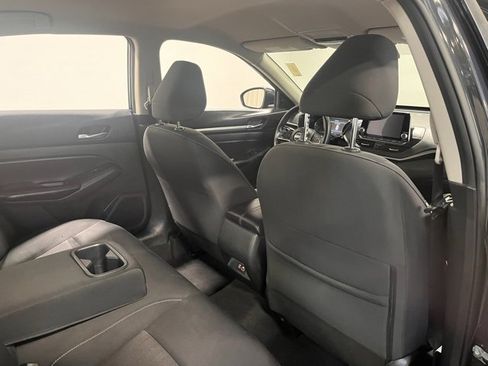 Used 2022 Nissan Altima 2.5 SV image 14