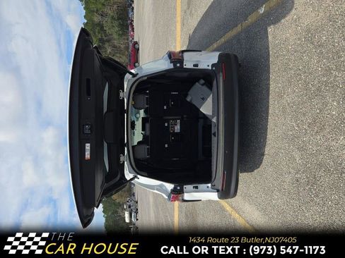 Used 2025 Toyota Sienna XLE image 6