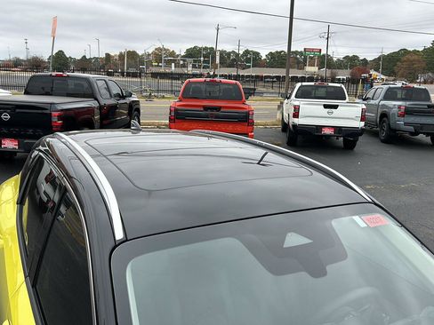 New 2026 Nissan Kicks SR w/ SR Premium Package image 11