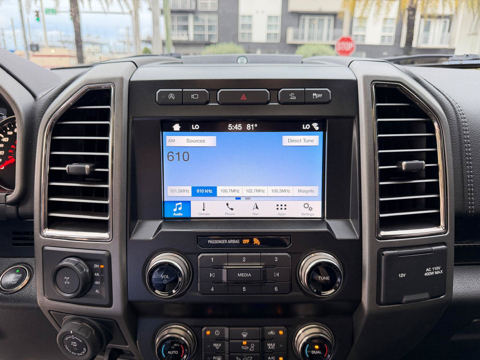 Used 2019 Ford F150 Raptor w/ Equipment Group 802A Luxury AWD/4WD image 39
