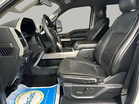 Used 2019 Ford F250 Lariat w/ Lariat Ultimate Package AWD/4WD image 8