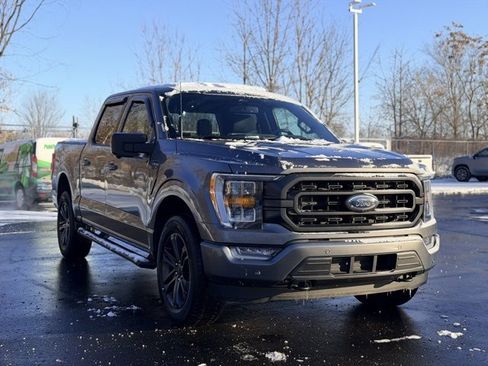Used 2021 Ford F150 XLT w/ Equipment Group 302A High image 3
