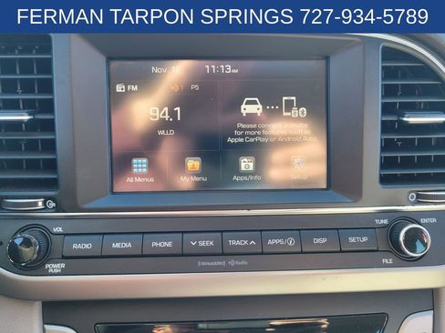 Used 2017 Hyundai Elantra SE image 26