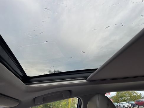 Used 2023 Toyota Camry XSE image 16