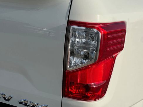 Certified 2023 Nissan Titan SV image 33