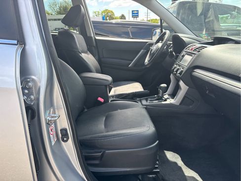 Used 2015 Subaru Forester 2.5i Touring w/ Eyesight & Navigation System AWD/4WD image 21