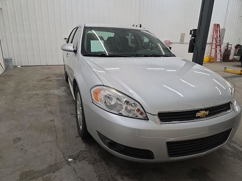 Used 2011 Chevrolet Impala LT image 21