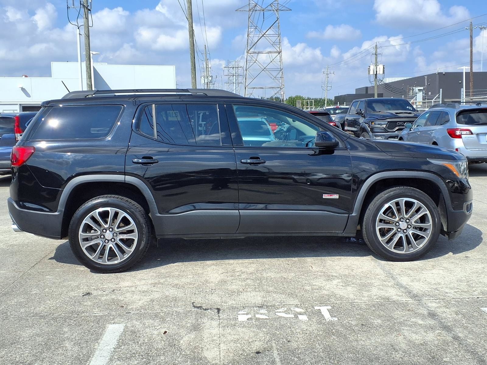 Used 2017 GMC Acadia SLT AWD/4WD image 26