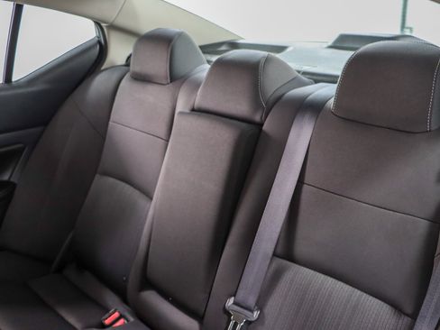 Used 2024 Nissan Altima 2.5 SV FWD image 24