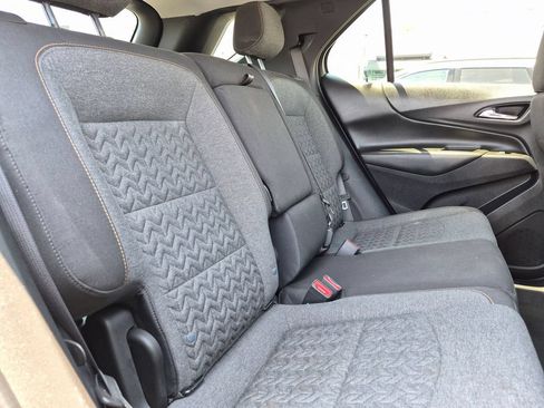 Used 2023 Chevrolet Equinox LT FWD image 28