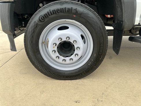 New 2026 Ford F550 2WD Regular Cab Super Duty image 24