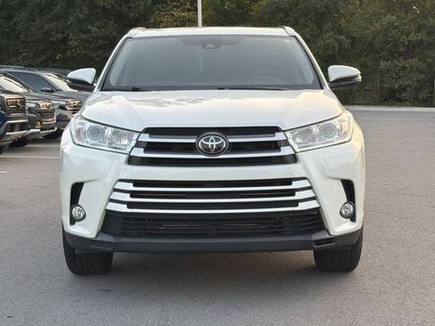 Used 2018 Toyota Highlander XLE FWD image 7