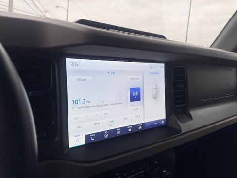 Used 2024 Ford Bronco Wildtrak image 15