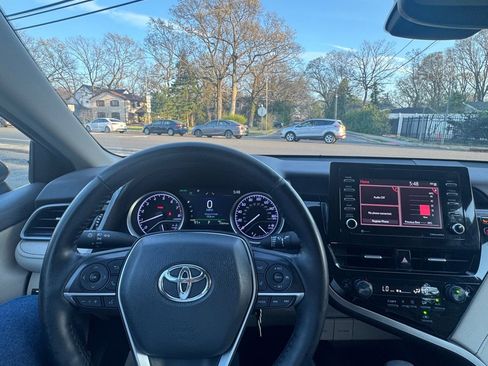 Used 2022 Toyota Camry LE w/ Cold Weather Package AWD/4WD image 19