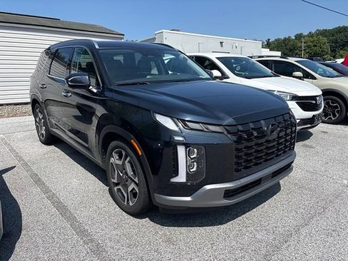 Used 2023 Hyundai Palisade Limited AWD/4WD image 4