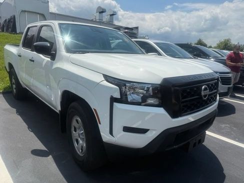 Used 2024 Nissan Frontier S w/ Technology Package RWD image 2
