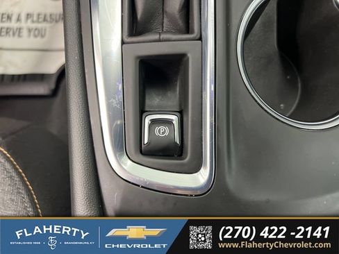 Used 2024 Chevrolet Equinox LT w/ LPO, Floor Liner Package FWD image 33