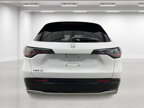 New 2026 Honda HR-V EX-L image 4