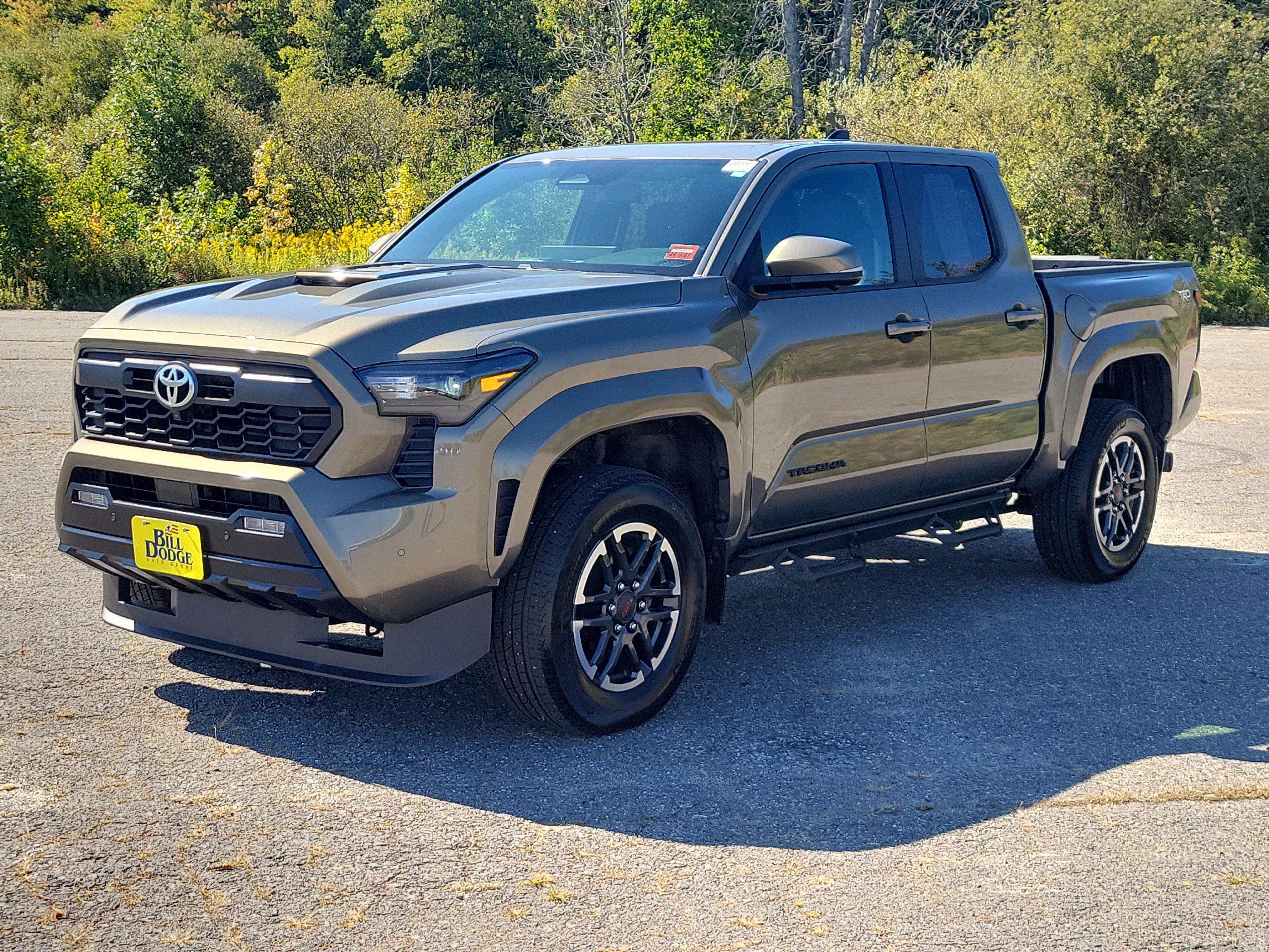 Used 2024 Toyota Tacoma TRD Sport w/ TRD Sport Premium Package AWD/4WD image 1