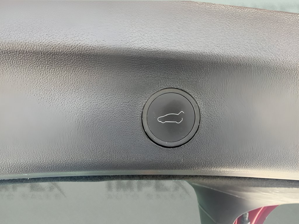 Used 2024 Tesla Model Y Long Range AWD/4WD image 25