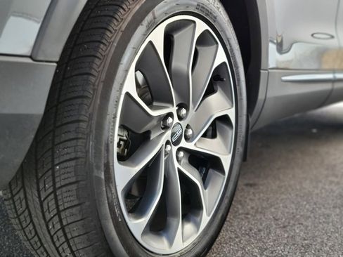 Used 2022 Lincoln Nautilus Reserve image 46