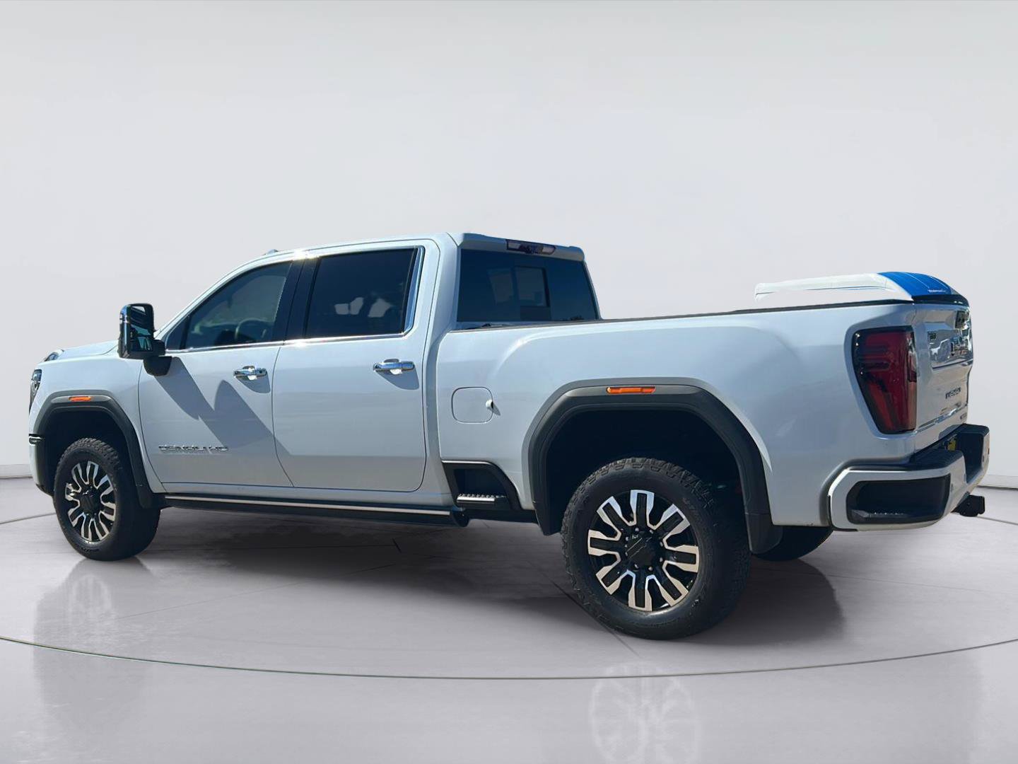 Used 2026 GMC Sierra 2500 Denali Ultimate w/ Max Trailering Package AWD/4WD image 6