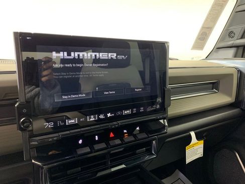 New 2026 GMC Hummer EV SUV image 20