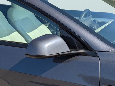 Used 2023 Tesla Model 3 Performance image 12