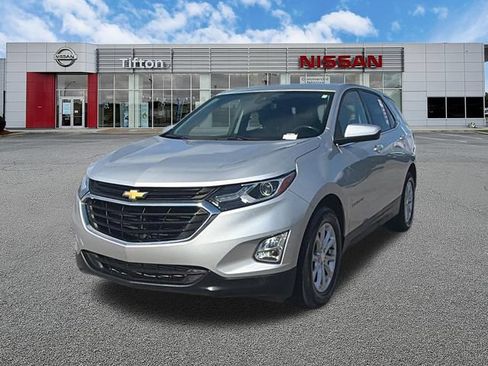Used 2020 Chevrolet Equinox LT FWD image 3