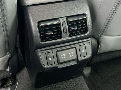 Used 2019 Subaru Legacy 3.6R Limited image 19