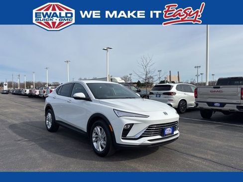 Certified 2025 Buick Envista Preferred FWD image 1
