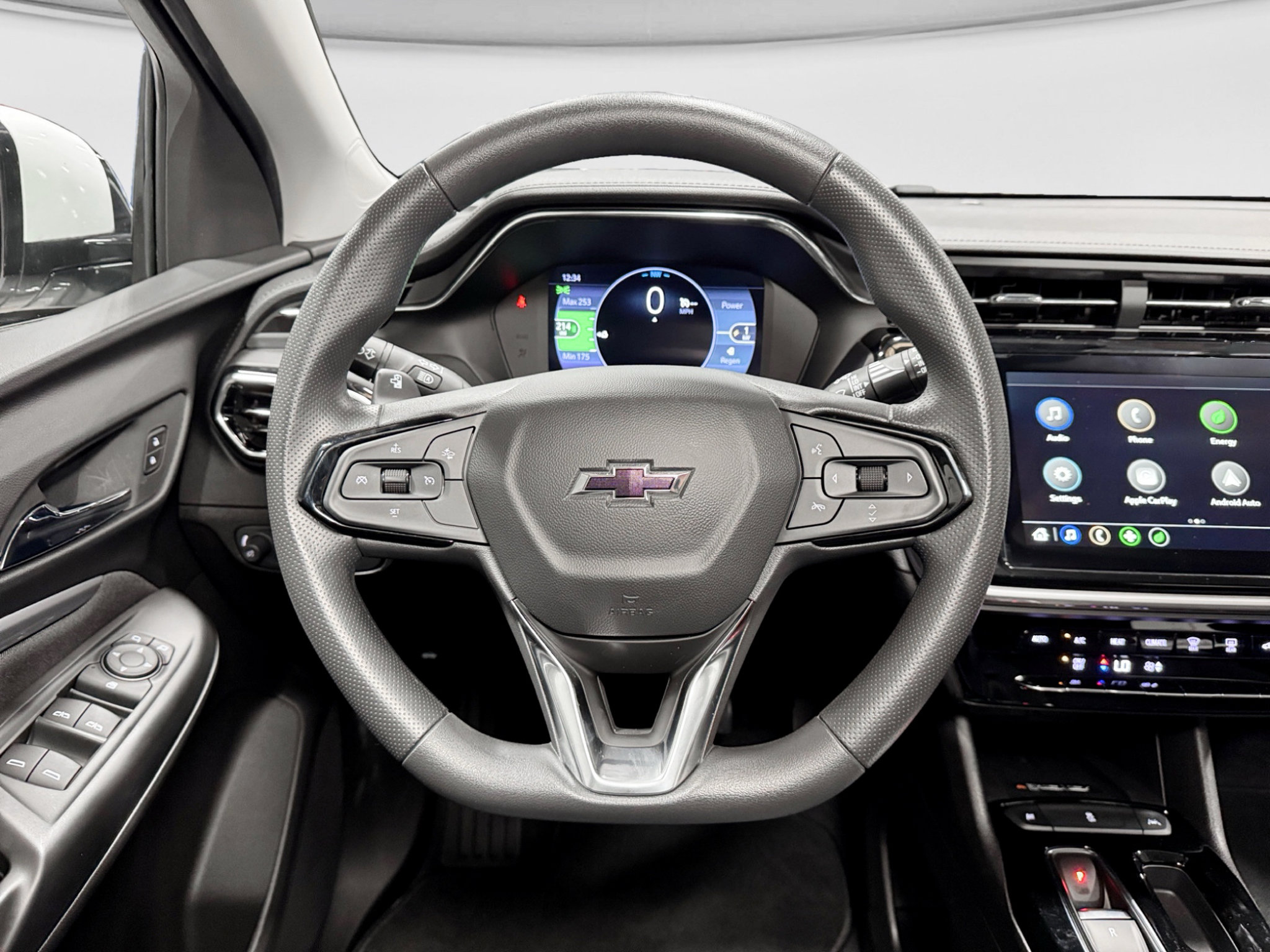 Used 2023 Chevrolet Bolt EUV LT w/ Driver Confidence Package FWD image 9