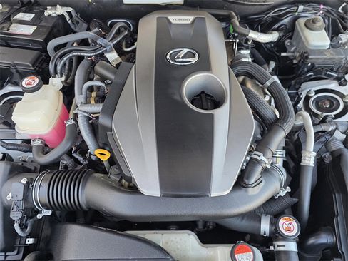 Used 2016 Lexus IS 200t image 22