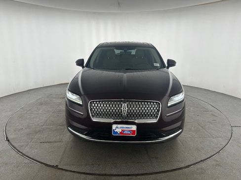 Used 2023 Lincoln Nautilus Reserve w/ Luxury Package AWD/4WD image 2
