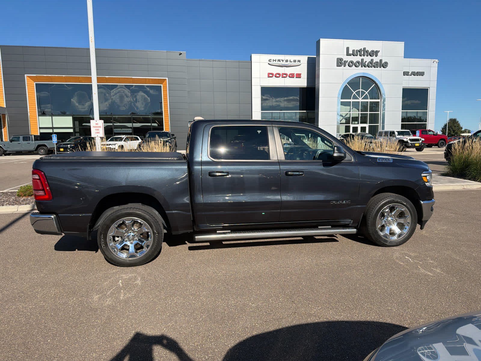 Used 2020 RAM 1500 Big Horn AWD/4WD image 4