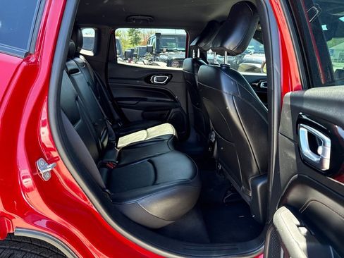 Certified 2022 Jeep Compass Limited AWD/4WD image 25