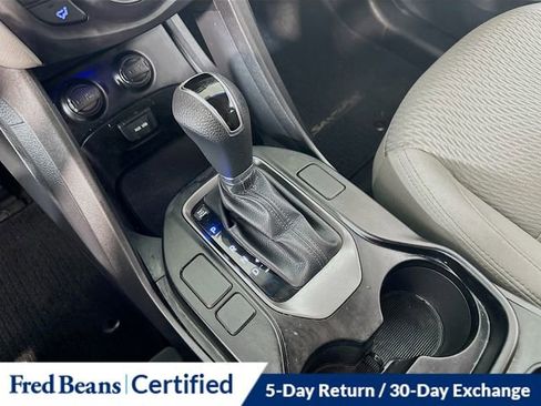 Used 2016 Hyundai Santa Fe Sport image 19