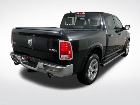 Used 2017 RAM 1500 Laramie w/ Convenience Group AWD/4WD image 3
