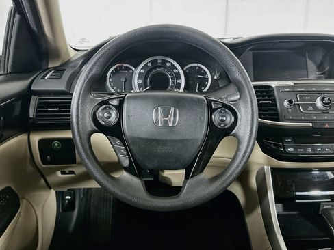 Used 2016 Honda Accord LX image 17