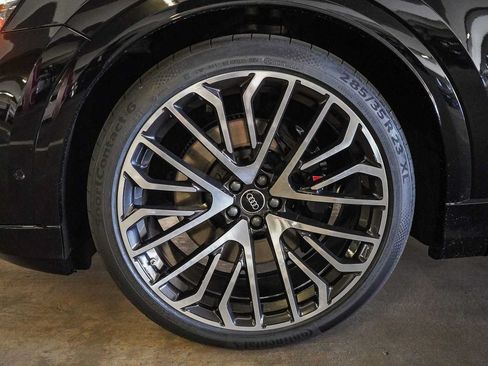 New 2026 Audi SQ8 Premium Plus AWD/4WD image 9