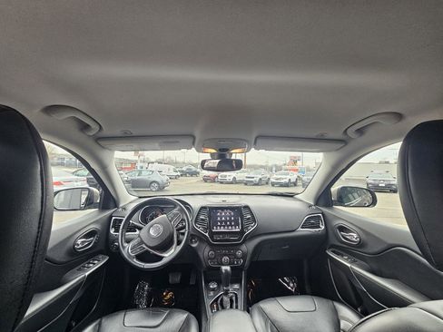 Used 2019 Jeep Cherokee Limited w/ Luxury Group image 44