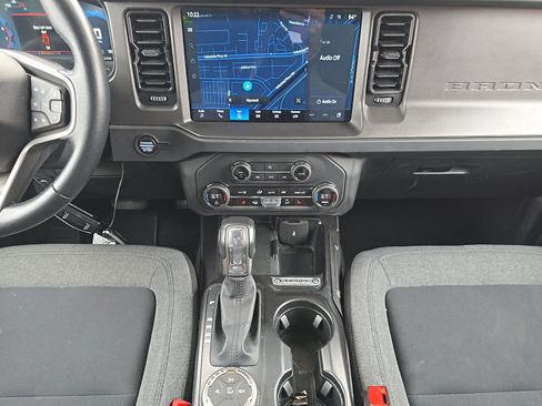 Used 2025 Ford Bronco Big Bend AWD/4WD image 3