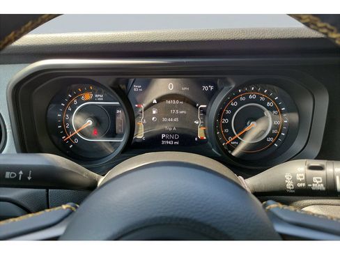 Used 2024 Jeep Wrangler Unlimited Sport AWD/4WD image 12