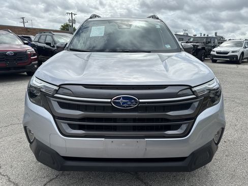 Certified 2025 Subaru Forester Premium w/ Convenience Package #1 AWD/4WD image 8