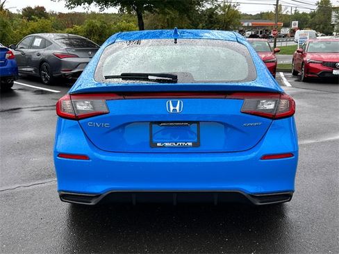 Used 2024 Honda Civic Sport image 3