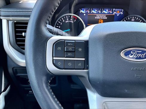 Used 2023 Ford Expedition XLT RWD image 24