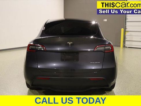 Used 2024 Tesla Model Y Long Range AWD/4WD image 6
