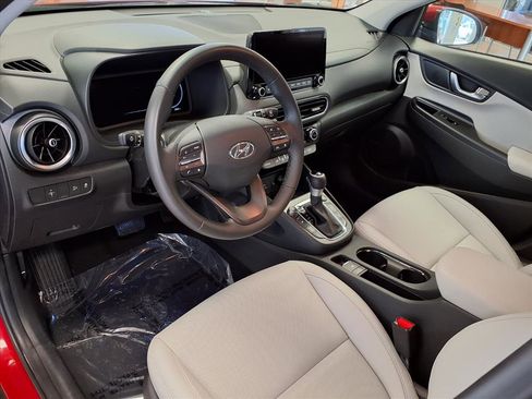 Used 2023 Hyundai Kona Limited image 18