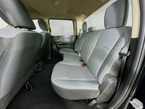Used 2019 RAM 2500 Big Horn AWD/4WD image 29