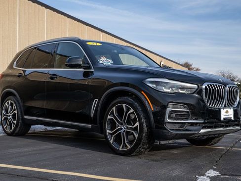 Used 2023 BMW X5 xDrive40i w/ Parking Assistance Package image 2